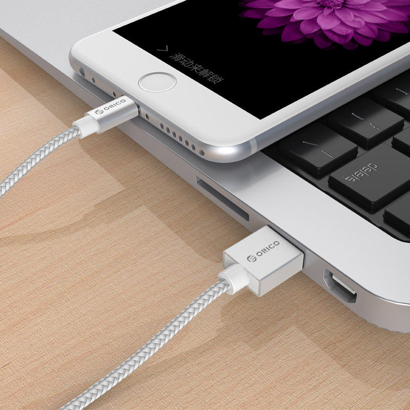 Кабель для Apple (IDC)